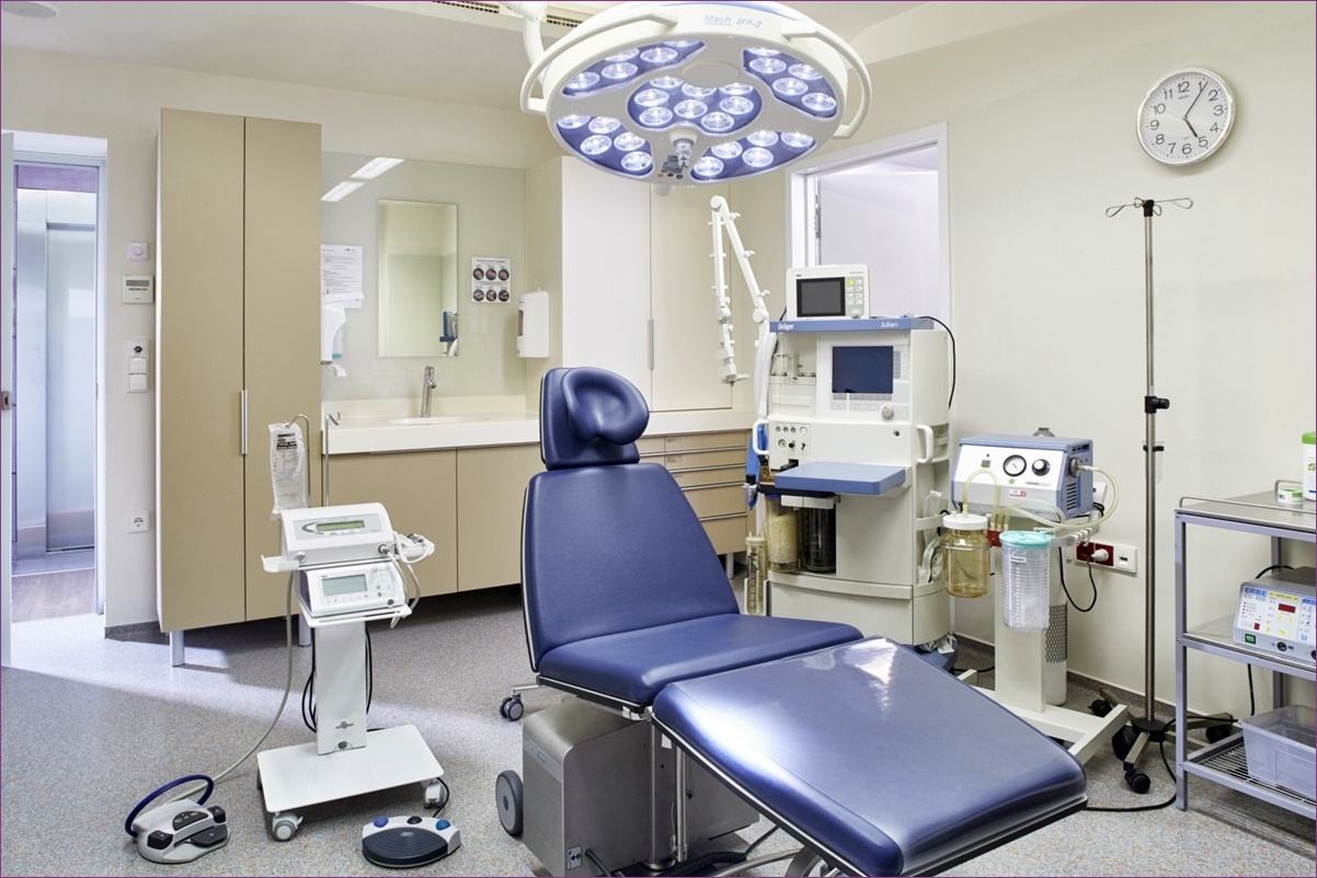 Oral surgery room Budapest Dental Clinic, Hungary